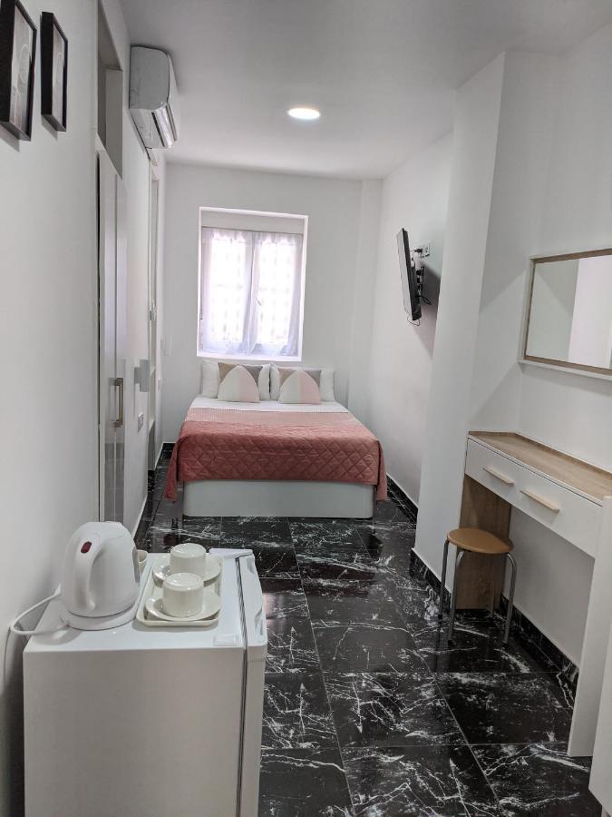 Pension Susita Alicante Exterior photo
